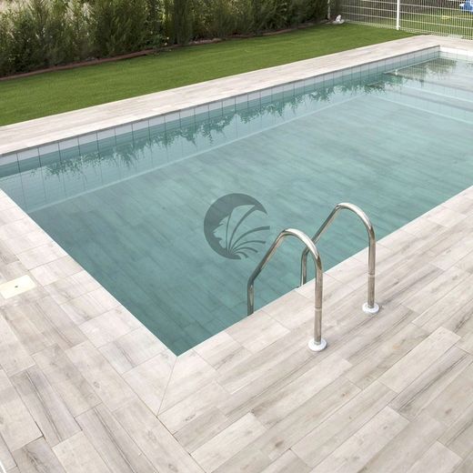 Acabamentos para bordas de piscina: Descubra as melhores opções do mercado