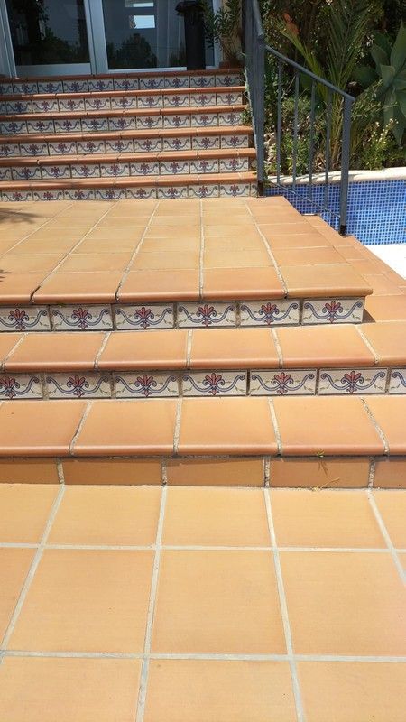 Pavimento extrusionado 32,5x32,5x1,6  Natural  Gres de Aragon