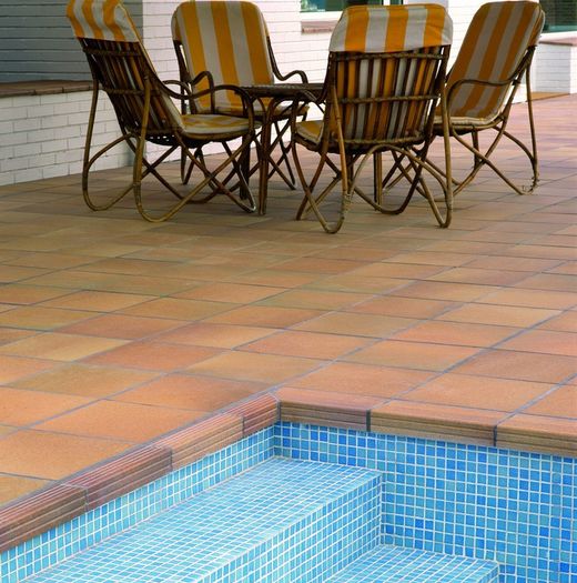 Pavimento gres extrusionado Base 31,4x31,4x1,2  cm  Greco Gres