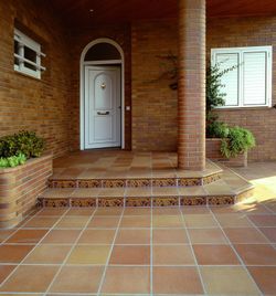 Pavimento gres extrusionado Base 31,4x31,4x1,2  cm  Greco Gres
