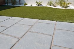 Caja Pavimento Nerja Ambar 2,5 x 50 x 50  4 piezas 1m2/caja Verniprens