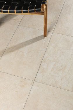 Suelo exterior Bassia crema 40x60x1 cm Tau Cerámica