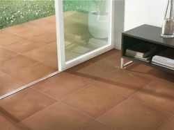 Gres Porcelanico Cazorla Caldera  33,3X33,3x1,1 cmTau