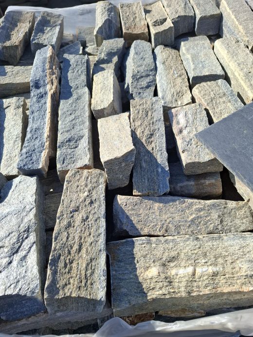 Pallet Mampostería gris azulado Piedras de Galicia