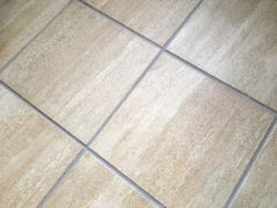 Peldaño esquina redondeada Columbia Beige Gres de Aragón