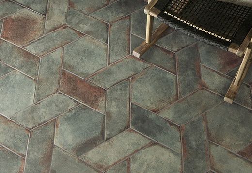 Peldaño porcelanico antideslizante 22,5x33x4 D'Anticato Muschio Natucer