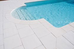 Grenoble Branco com Ponteira Curva 2,5 x 34 x 50 (r-1,5) cm Verniprens